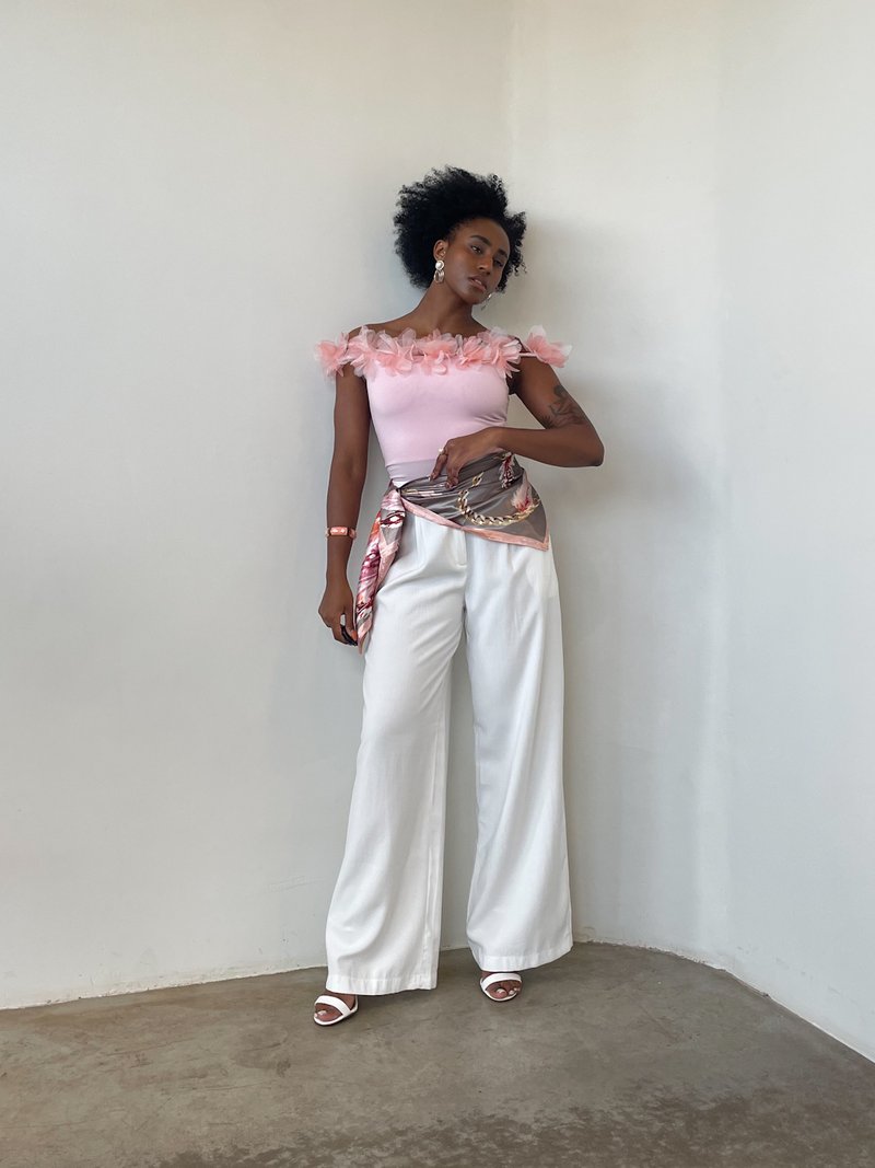 Calça Feminina Pantalona Social Encorpada Suzane Cor de Pimenta