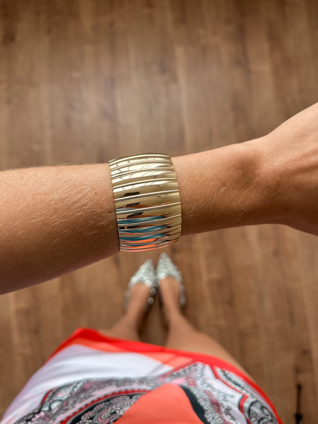 02 bracelete largo com linhas helena