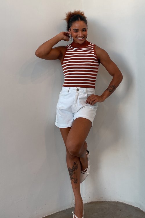 Regata Cropped Feminina de Linha Listrada com Gola Média Amélia - Terra