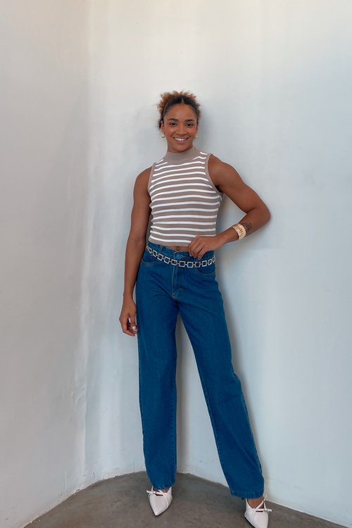 Regata Cropped Feminina de Linha Listrada com Gola Média Amélia - Bege