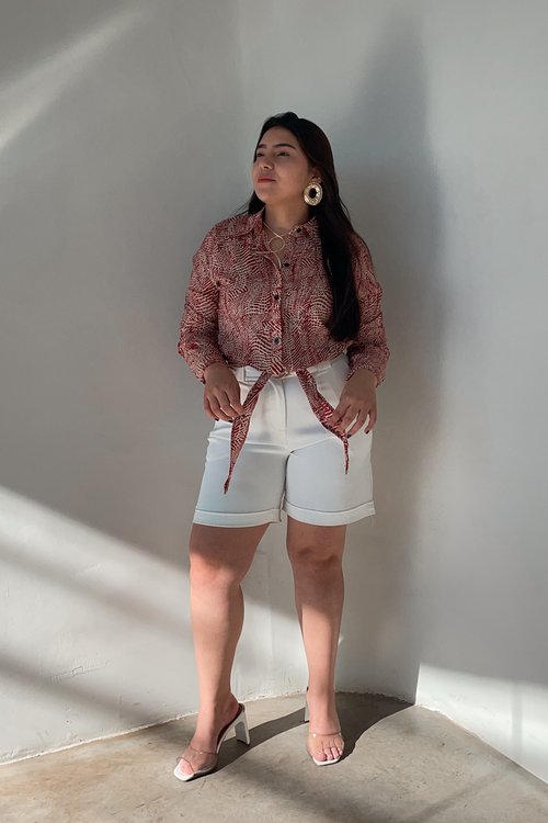 Camisa Feminina Animal Print com Amarração Giulia - Off White