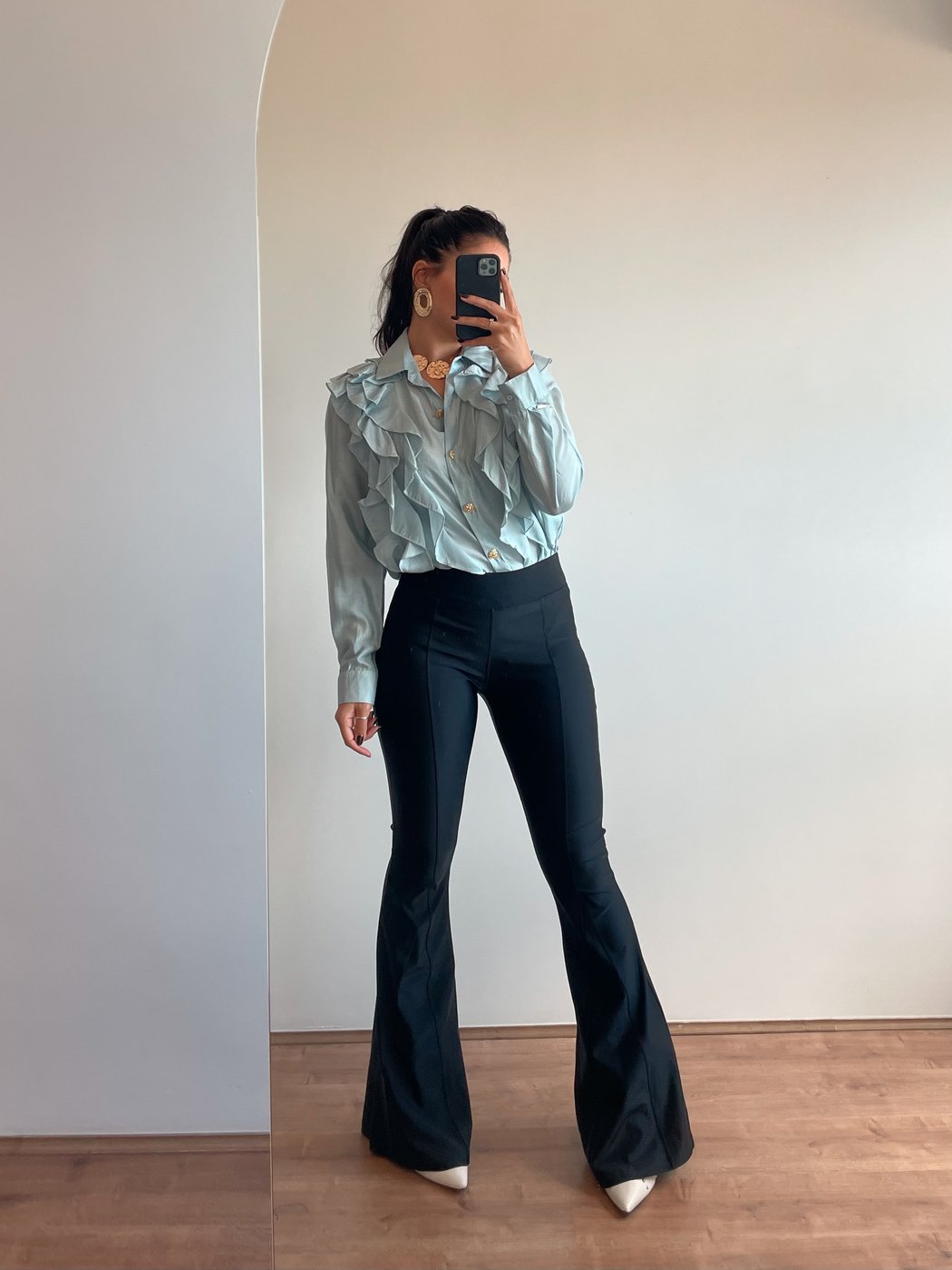 12 camisa feminina com 3 babados na vertical siena