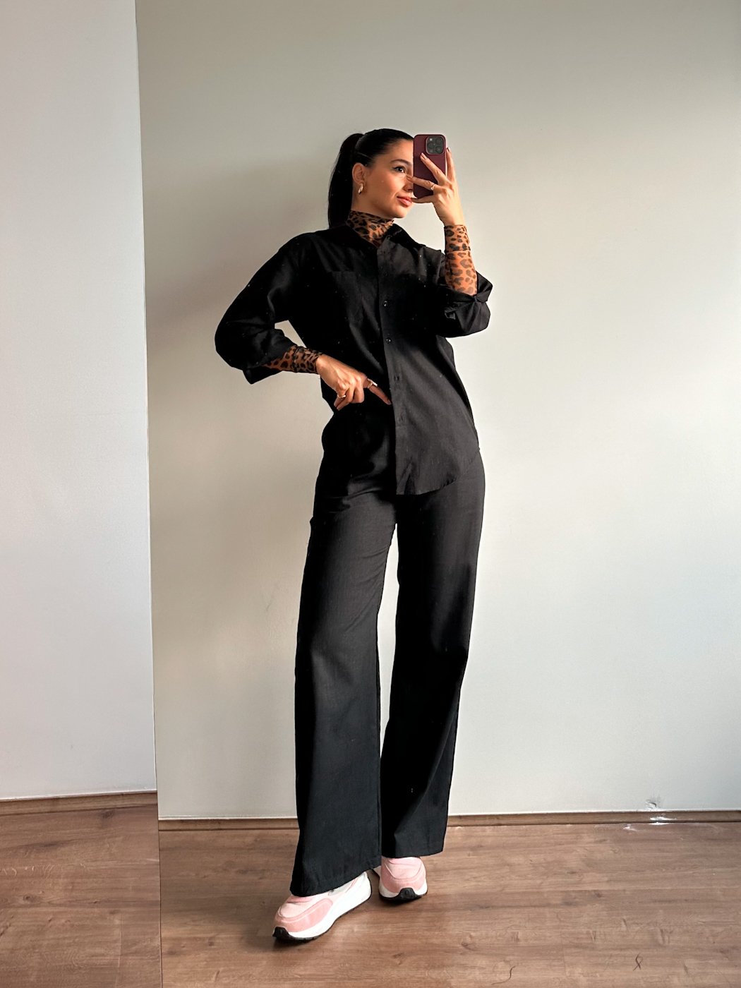 Conjunto Feminino Camisa Social e Calça Pantalona de Linho Meggie