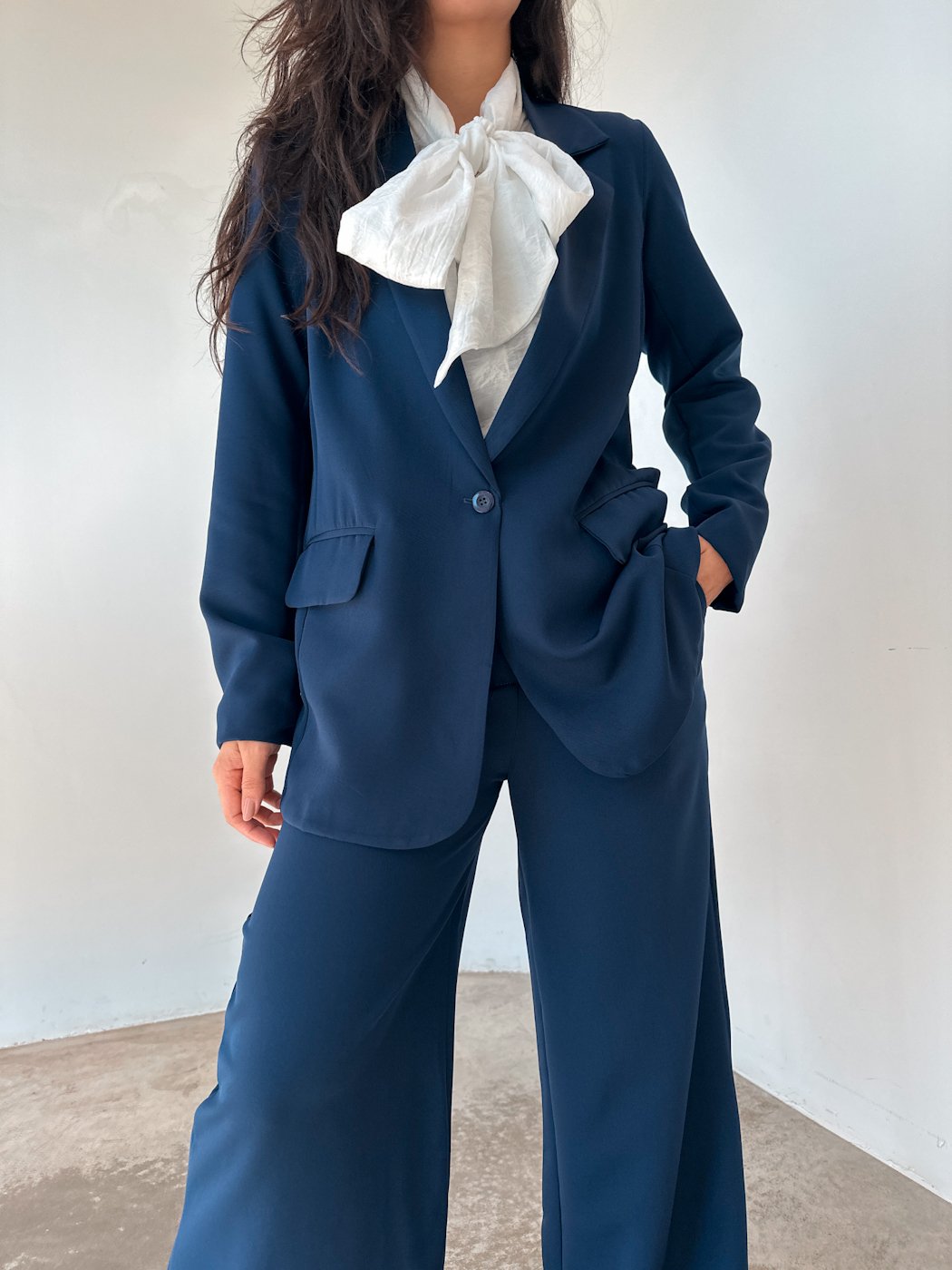04 conjunto blazer e calca pantalona social helena