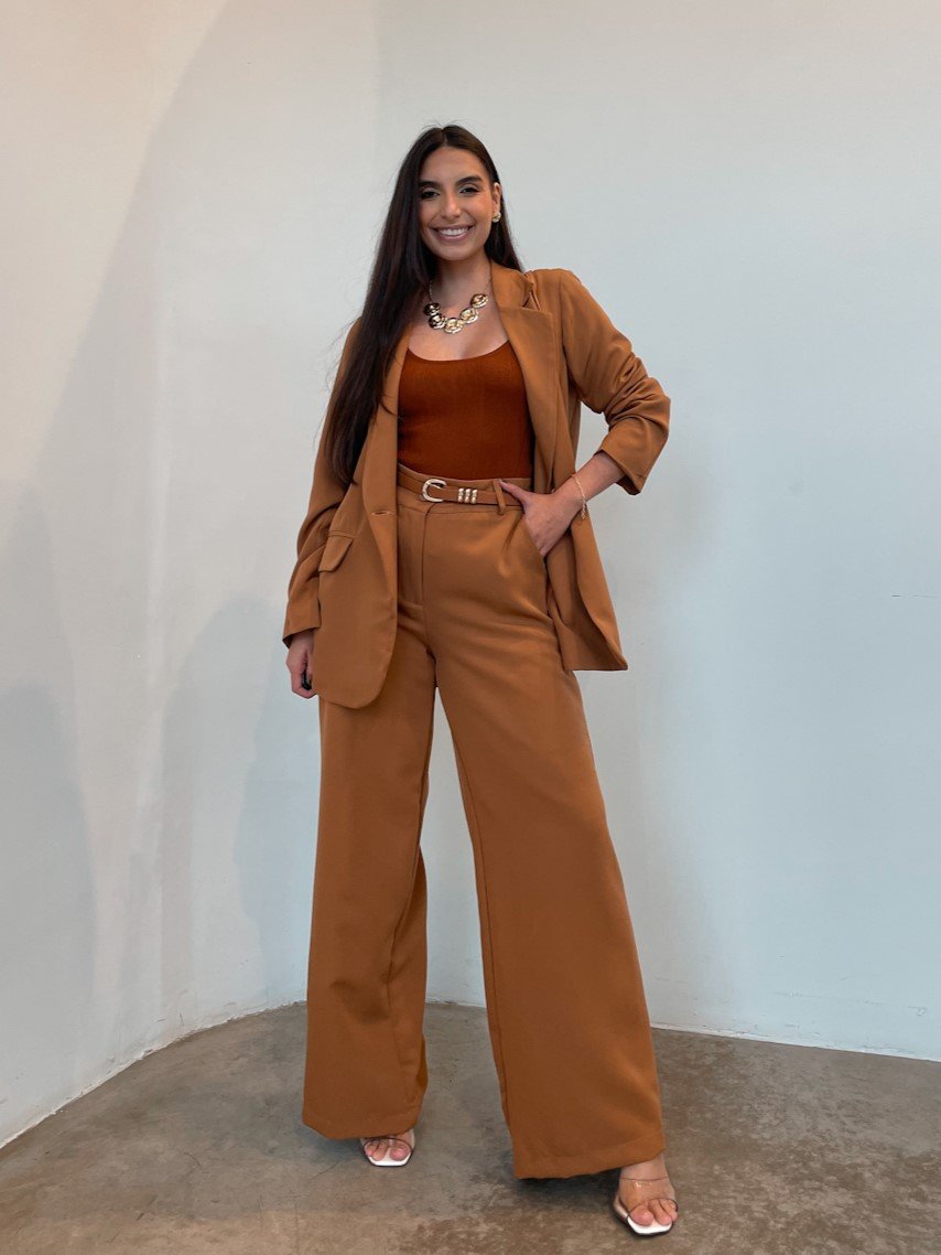 36 conjunto blazer e calca pantalona social helena