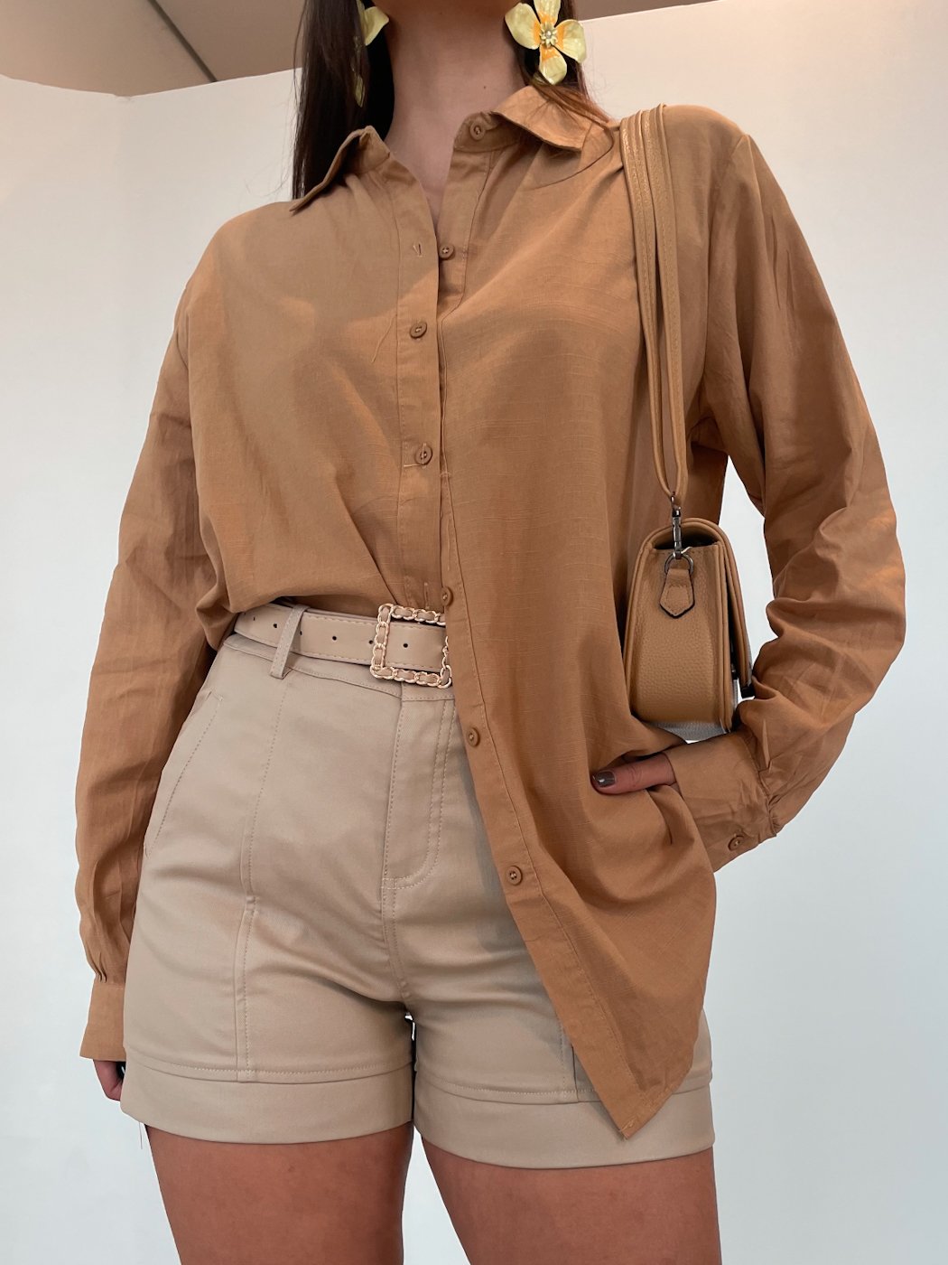23 camisa feminina alongada tradicional de algodao mabel