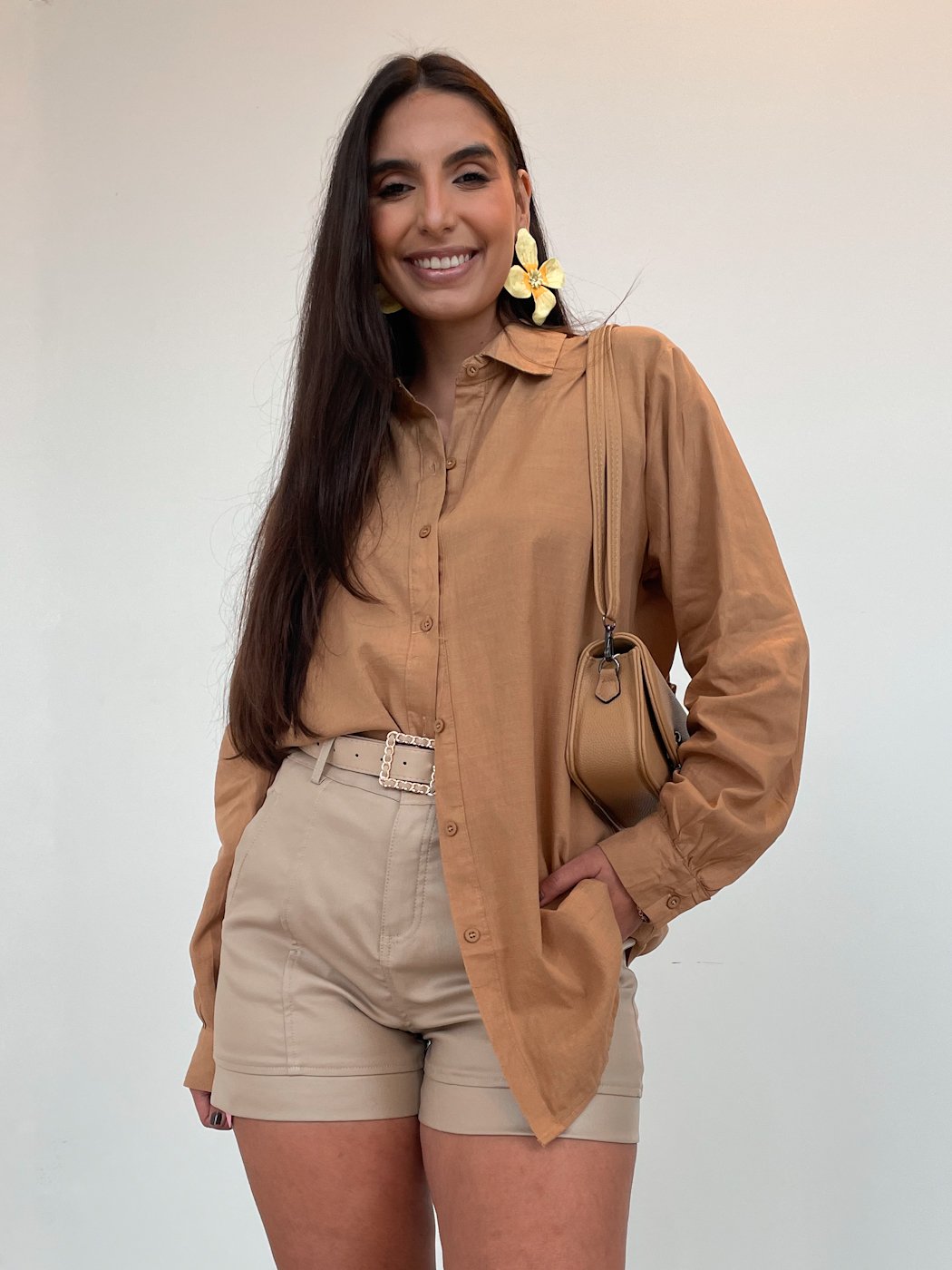 25 camisa feminina alongada tradicional de algodao mabel