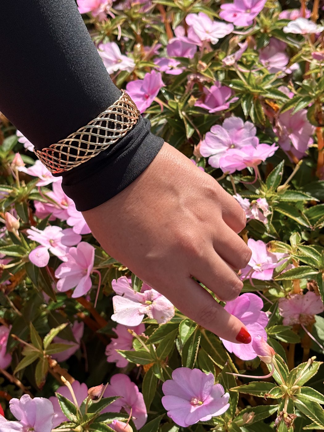 01 bracelete feminino cruzado e trancado artemis