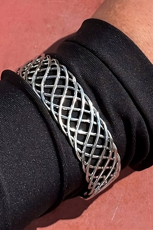 Bracelete Feminino Cruzado e Trançado Artemis - Prata