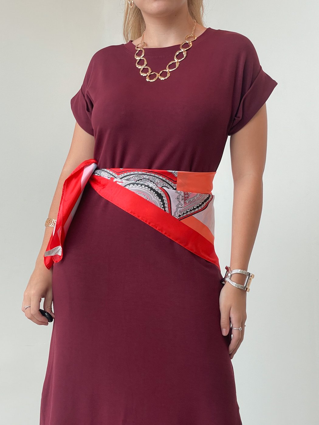 03 vestido malha encorpada com bolso e fendas laterais milena