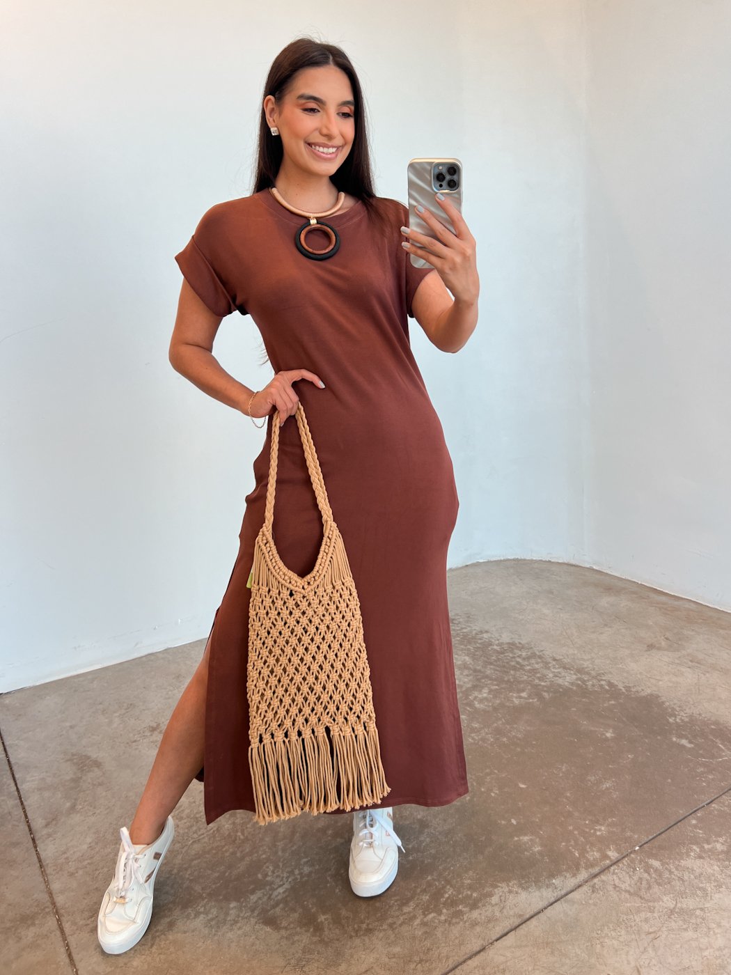 10 vestido malha encorpada com bolso e fendas laterais milena