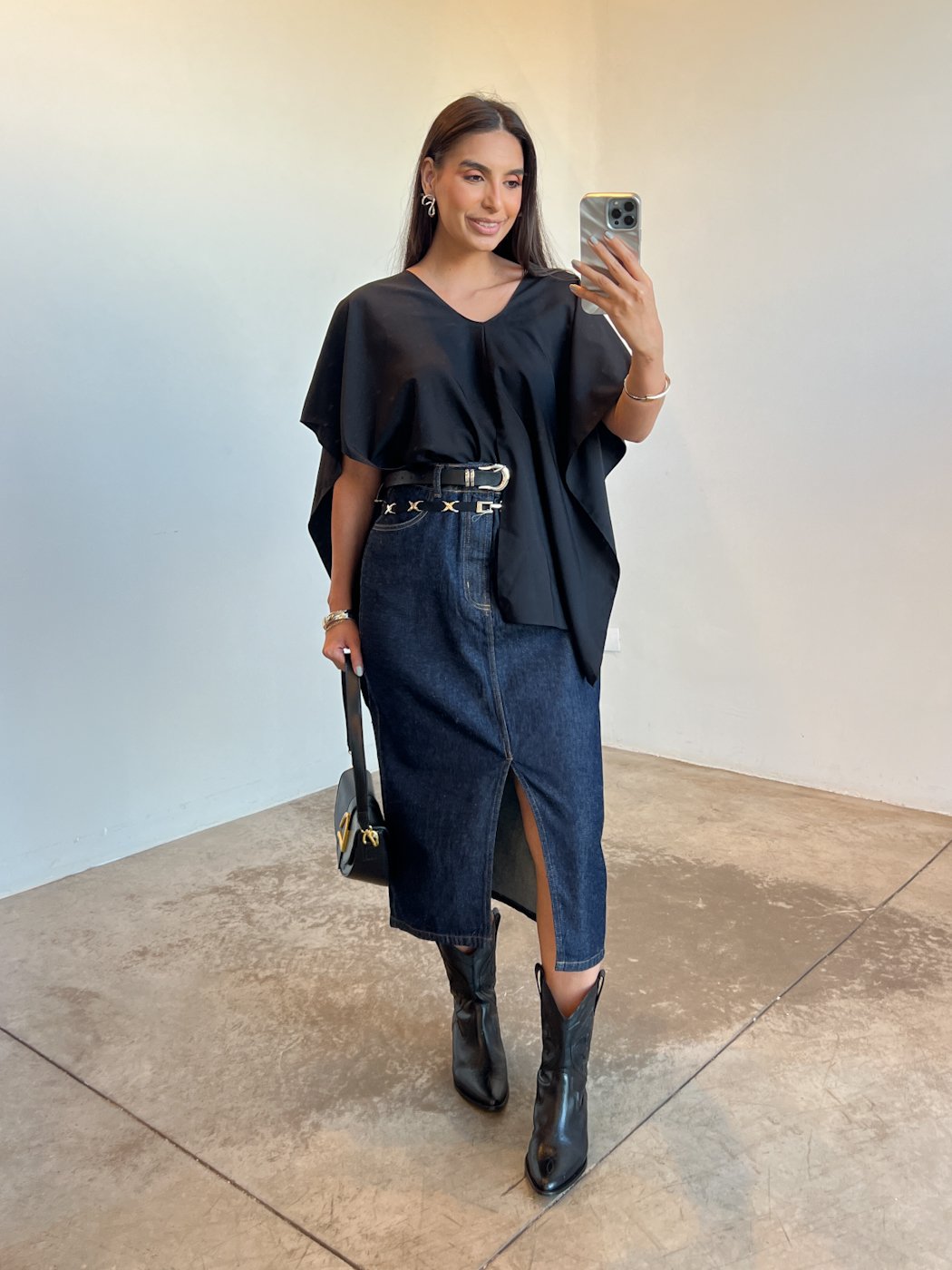 09 blusa cropped e top multiformas assimetrica fenda crepe naomi
