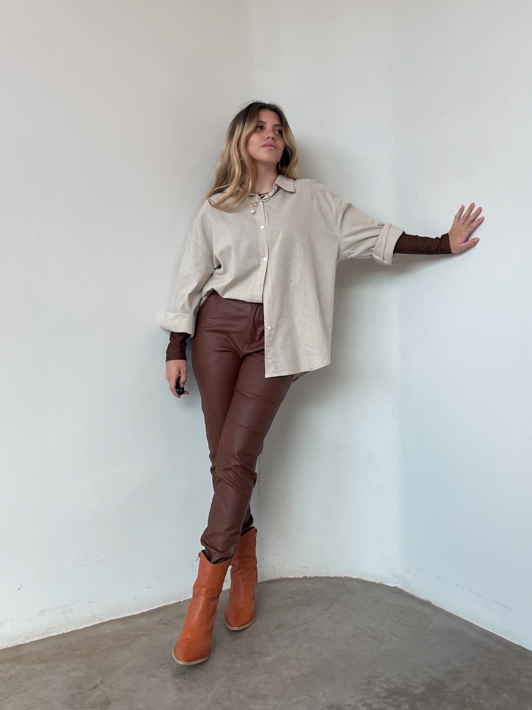 10 camisa feminina classica algodao e linho mayra