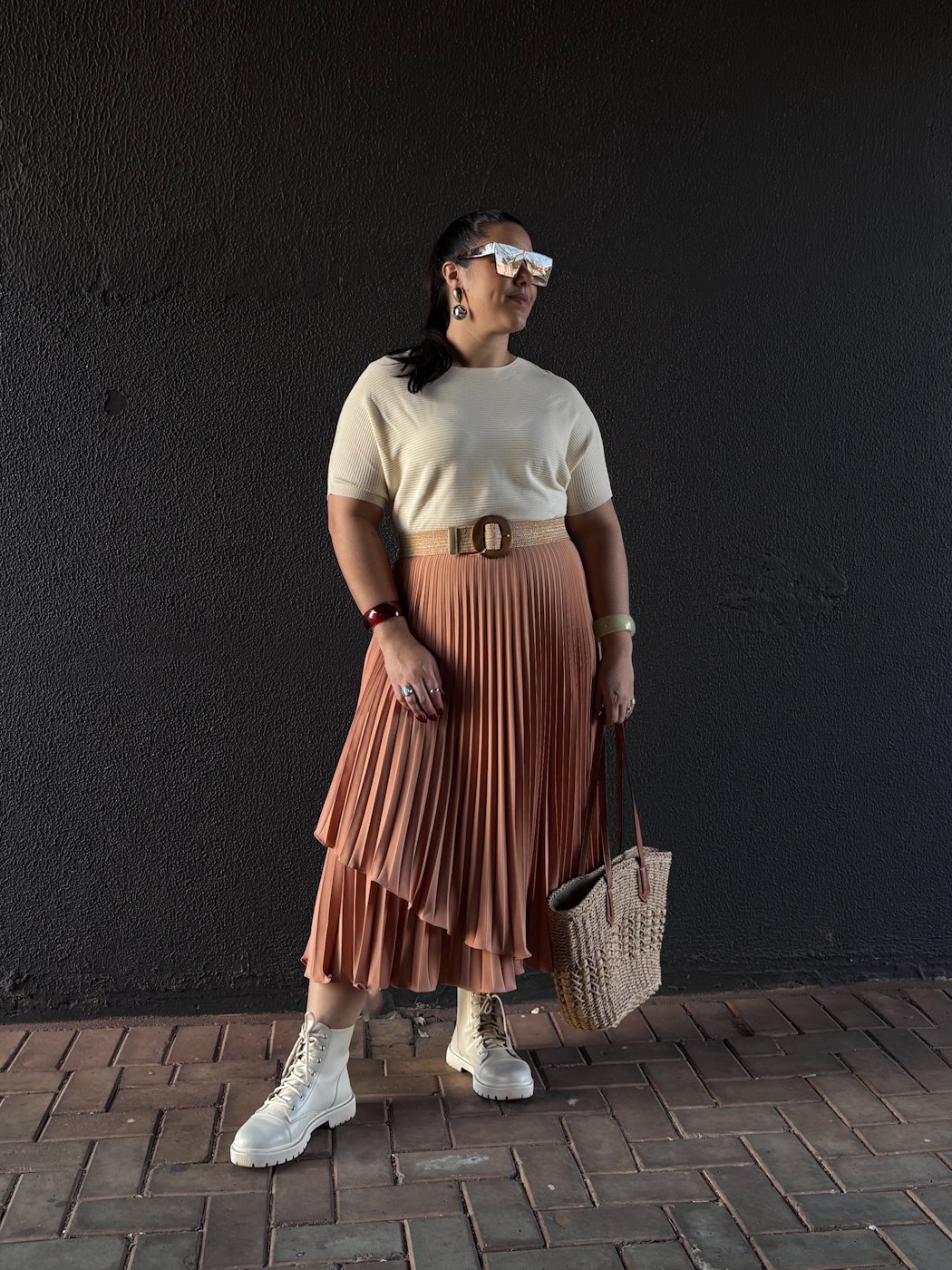 03 saia feminina plissada envelope midi madu
