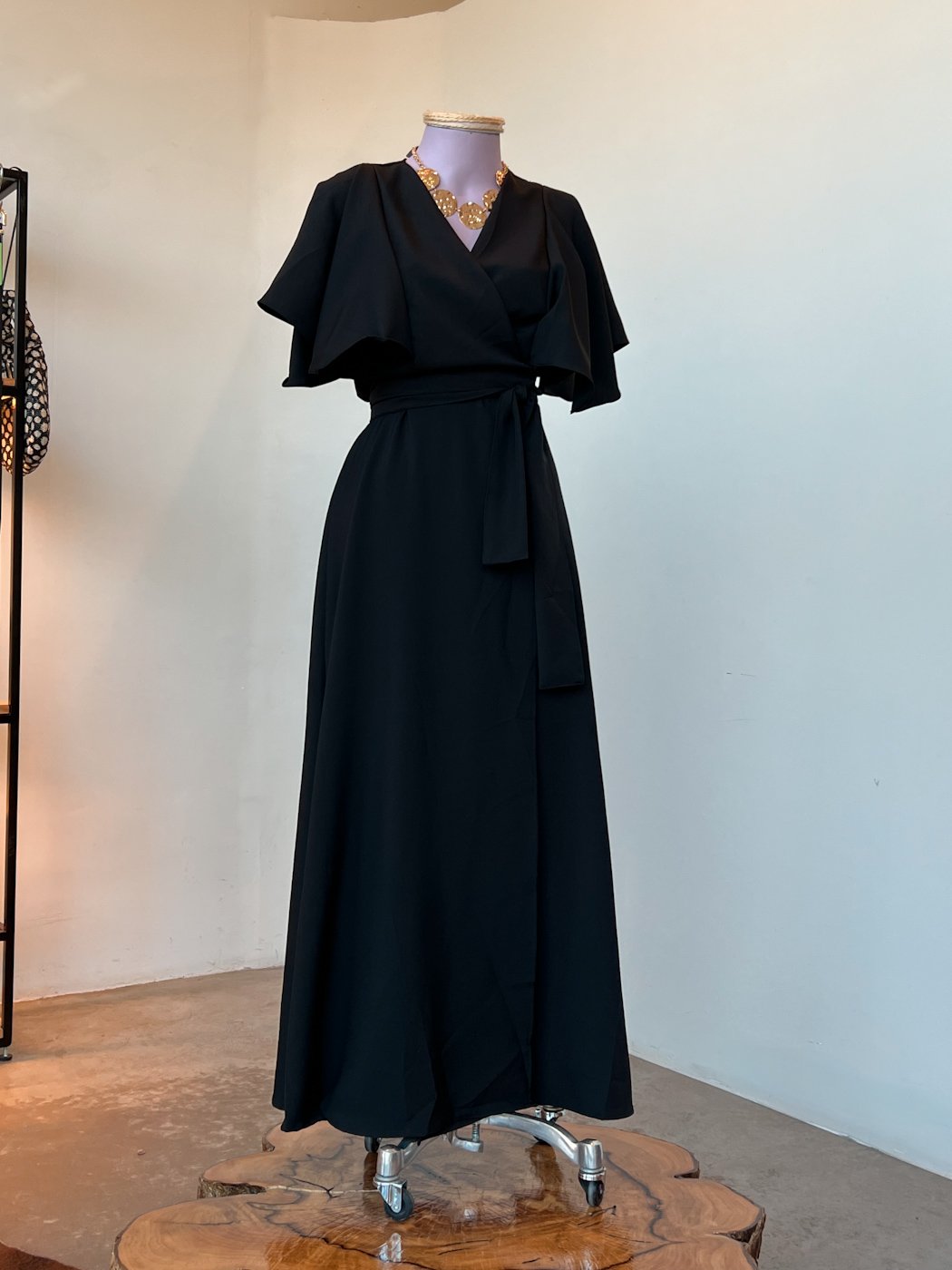 07 vestido feminino midi elegante envelope transpassado com manga ampla de festa kami