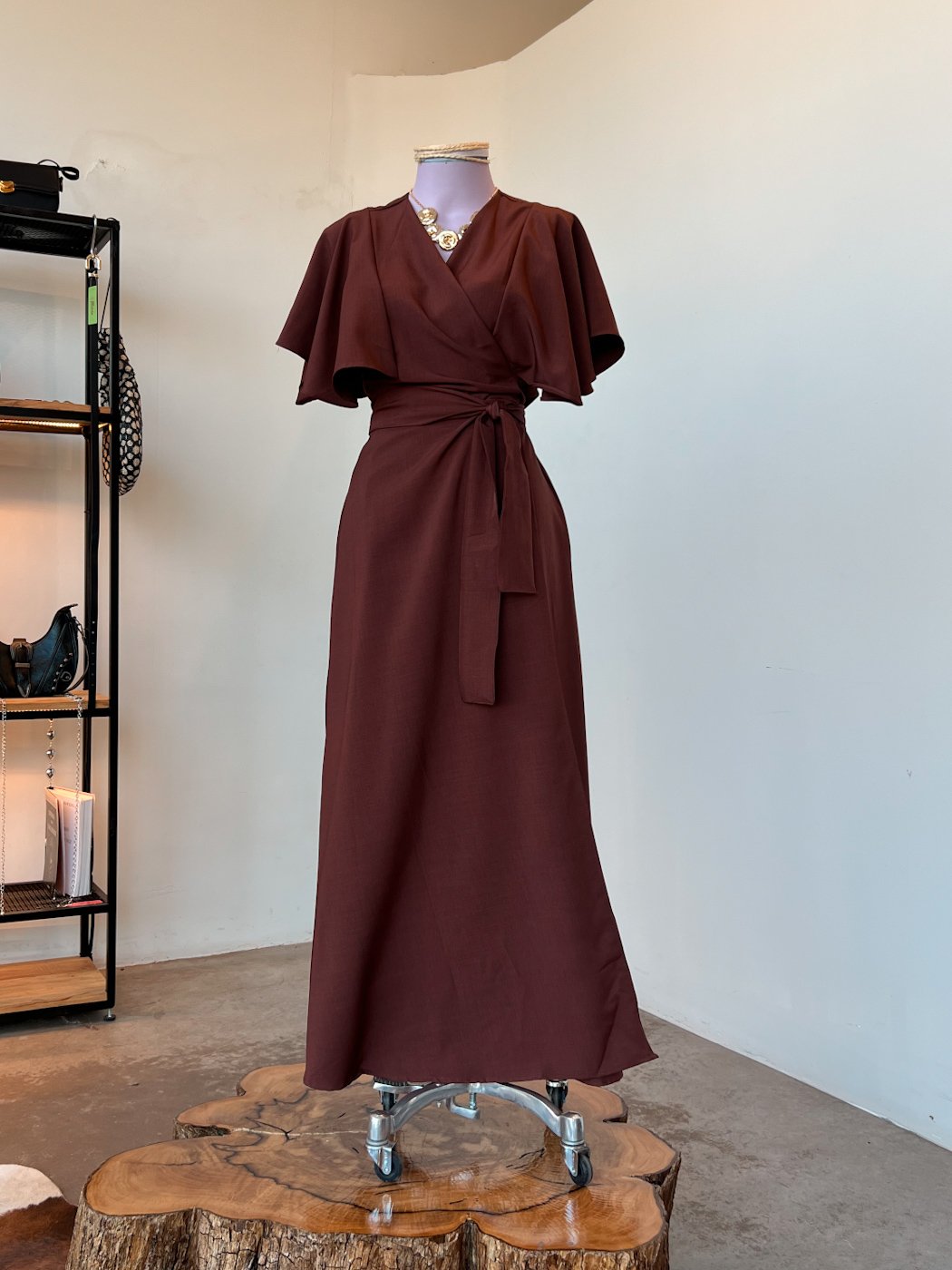09 vestido feminino midi elegante envelope transpassado com manga ampla de festa kami