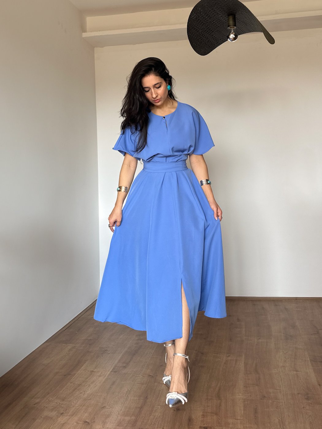 11 vestido midi manga ampla cinto faixa com ziper nas costas larissa