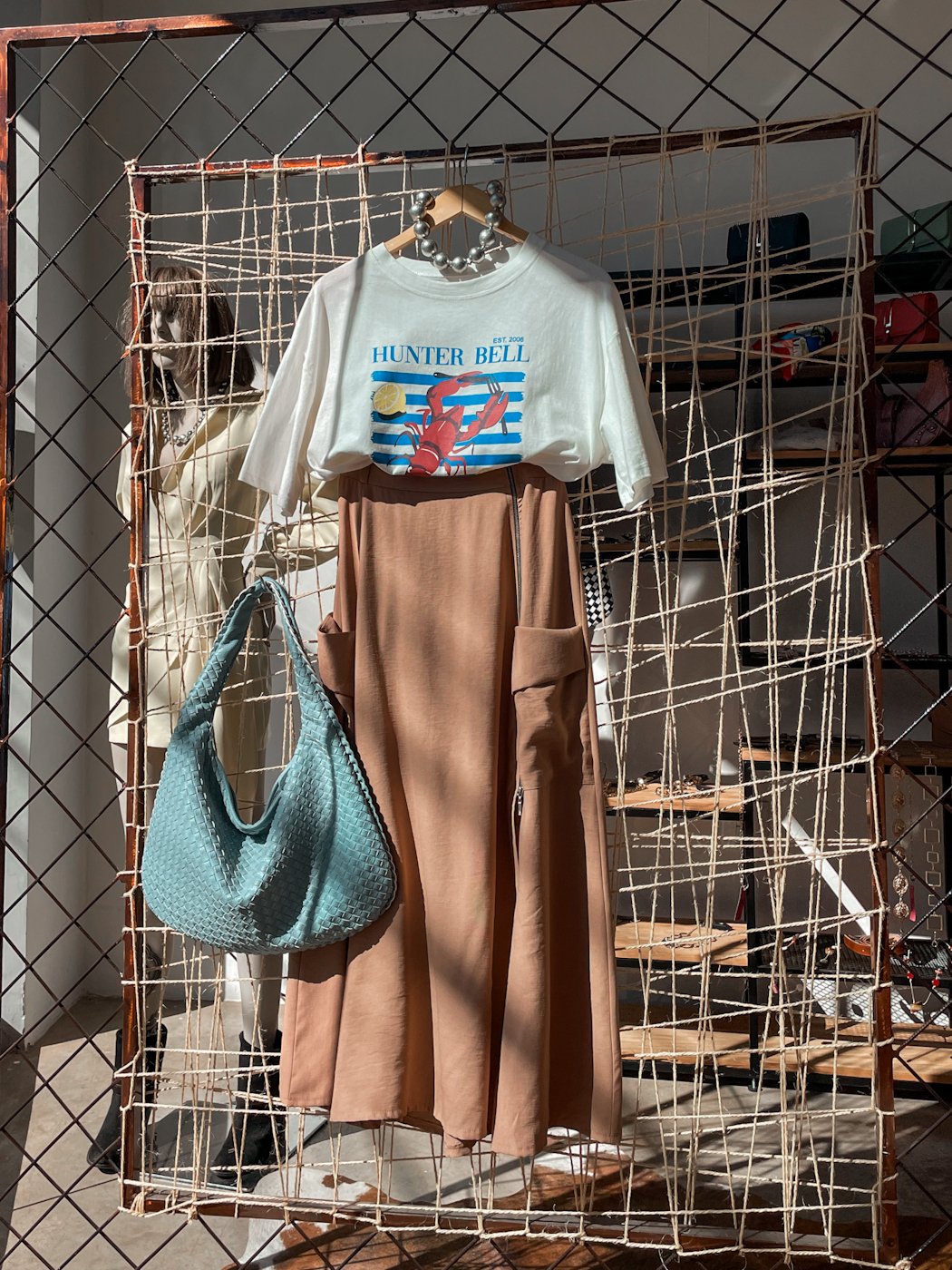 07 saia feminina midi com bolso utilitario com ziper tratorado na lateral vick
