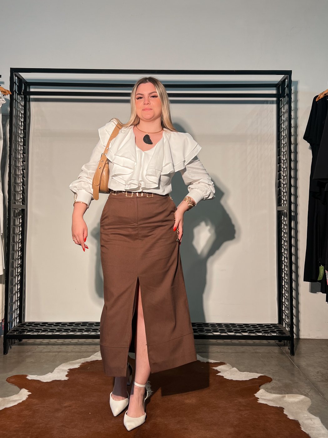 15 blusa de viscolinho com manga longa e babados frontais soleil