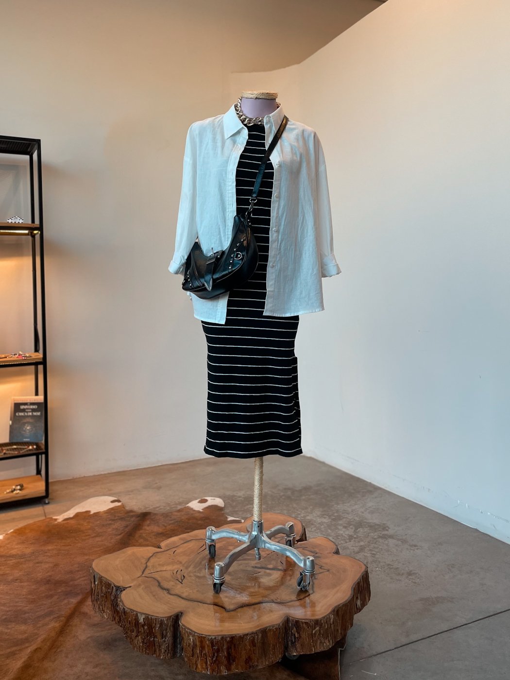 03 vestido feminino canelado midi com fenda lateral marcy