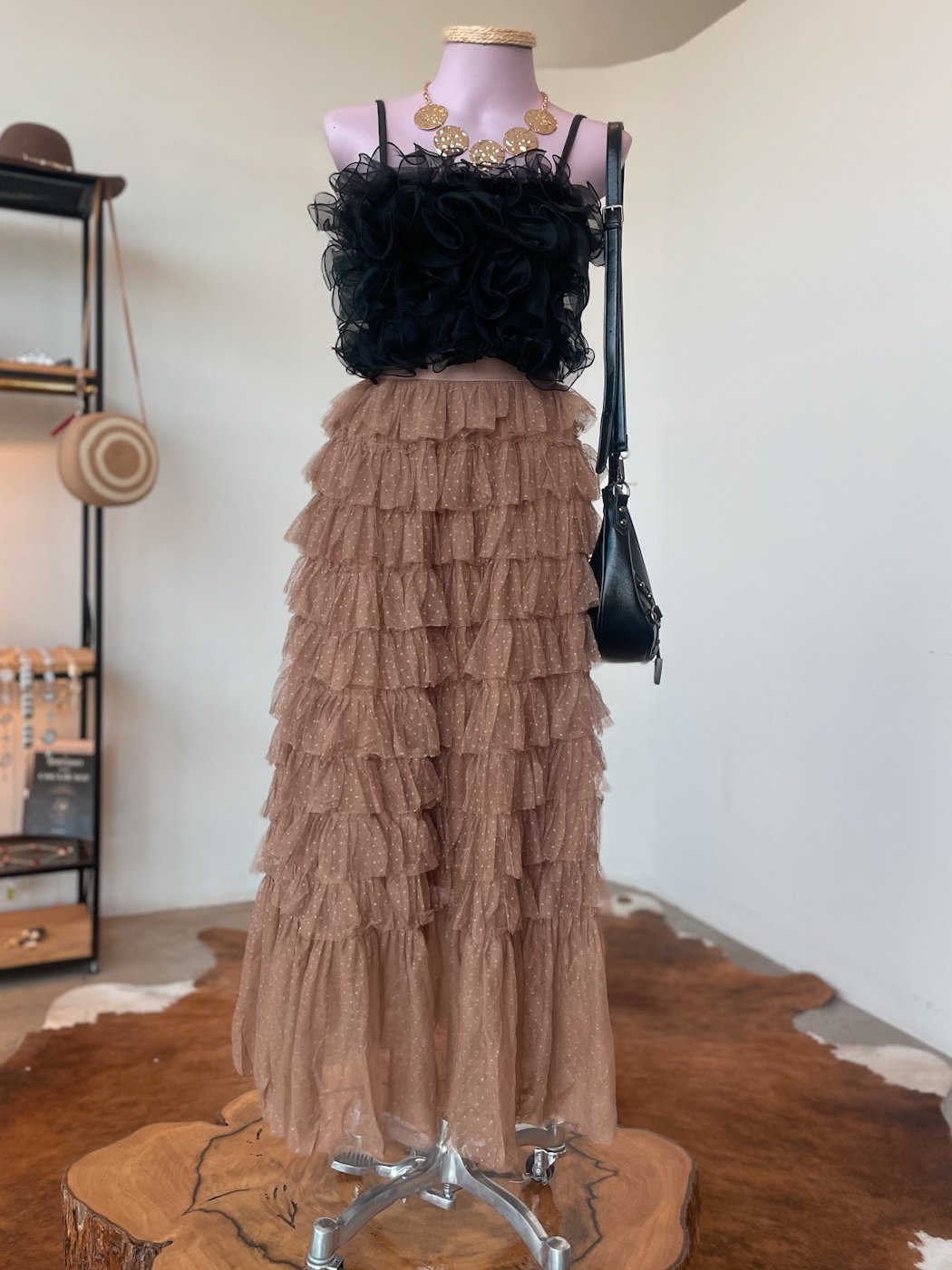 02 saia midi de tule com camadas e babadinhos de cos com elastico maiara