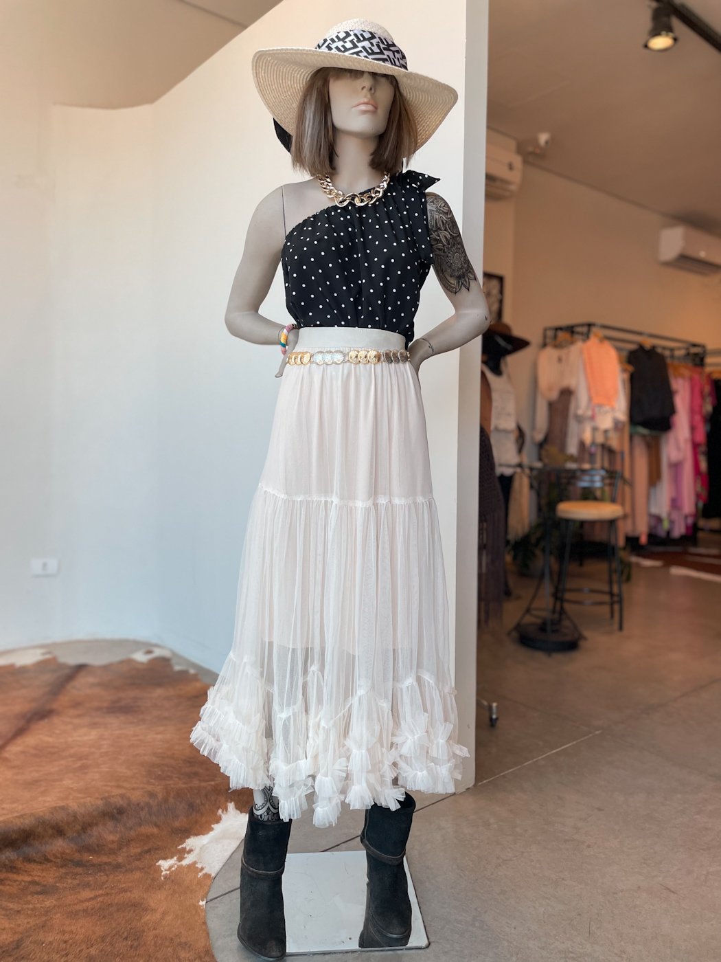 01 saia feminina midi com tule voil e babadinhos em camadas maraisa