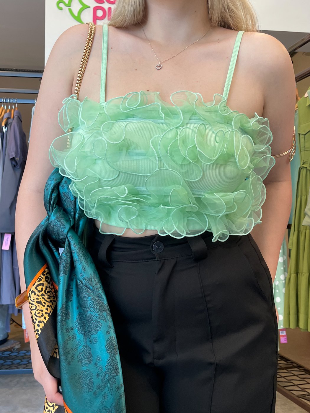 15 top feminino canelado com tule em forma organica ana