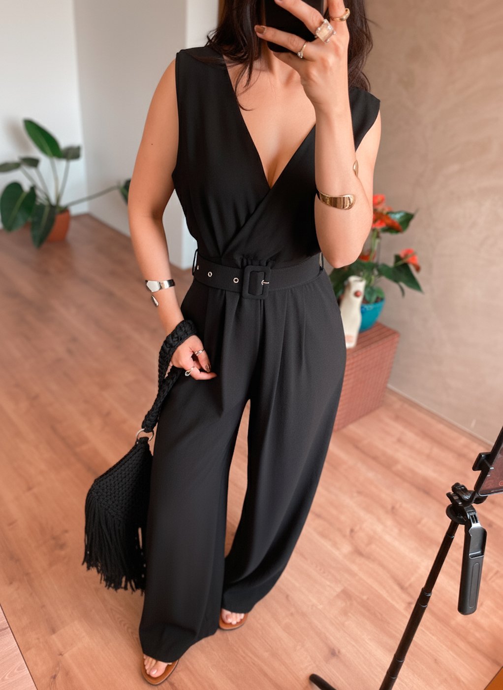 04 macacao feminino pantalona com cinto capa estruturado com alca larga e decote v helena