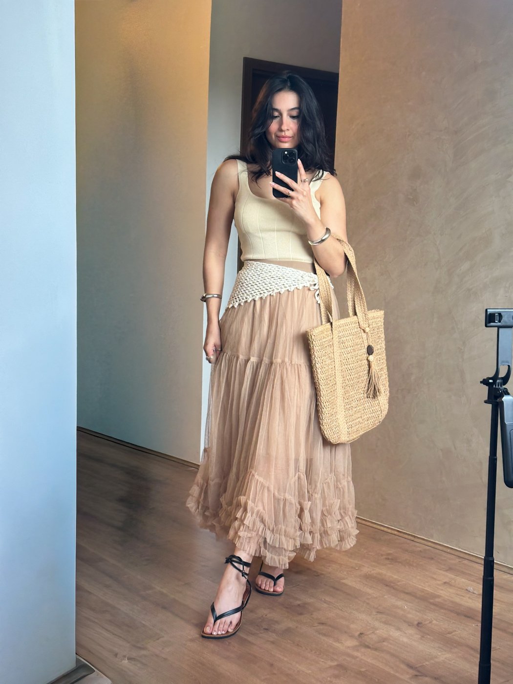 06 saia feminina midi com tule voil e babadinhos em camadas maraisa