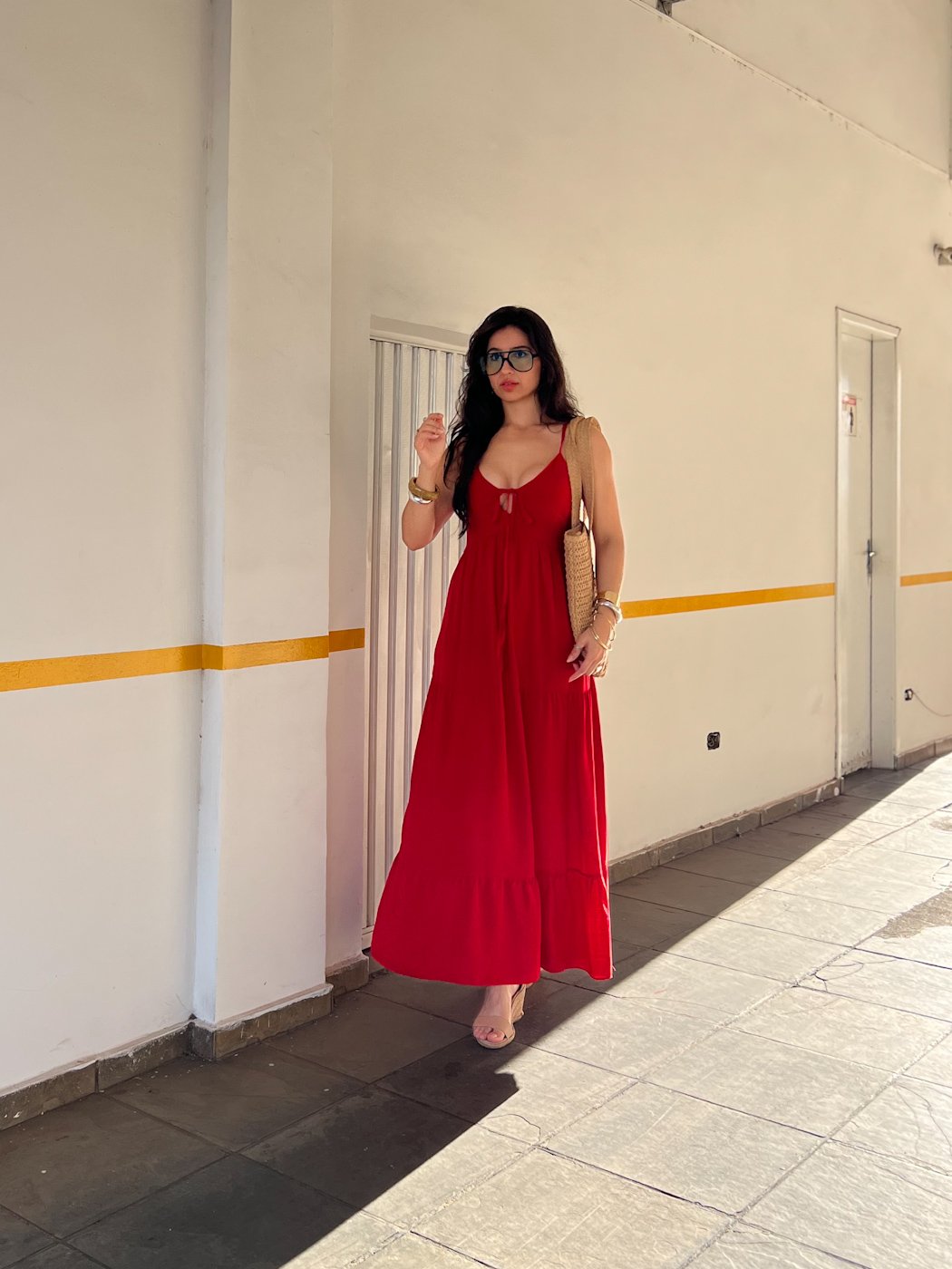 18 vestido longo com amarracao no busto e lastex nas costas crepe gabi