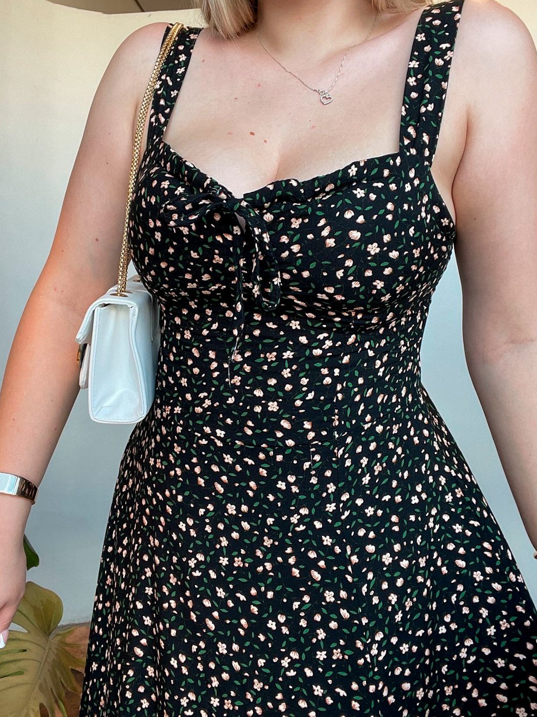 07 vestido midi liberty com alca regulavem e lastex nas costas de viscose amelie