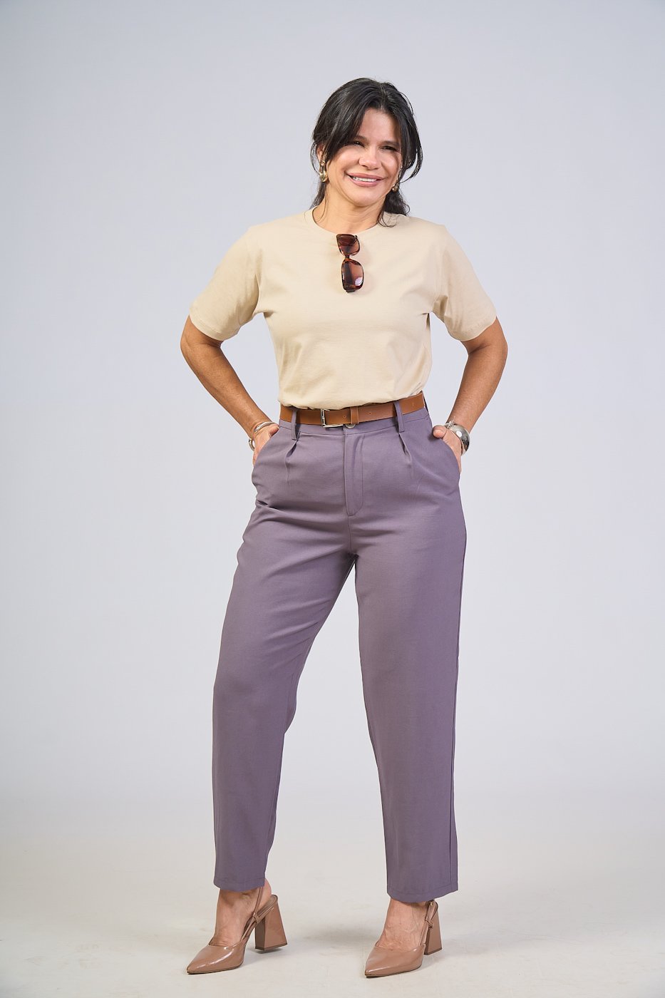 09 calca feminina social cenoura com prega milene