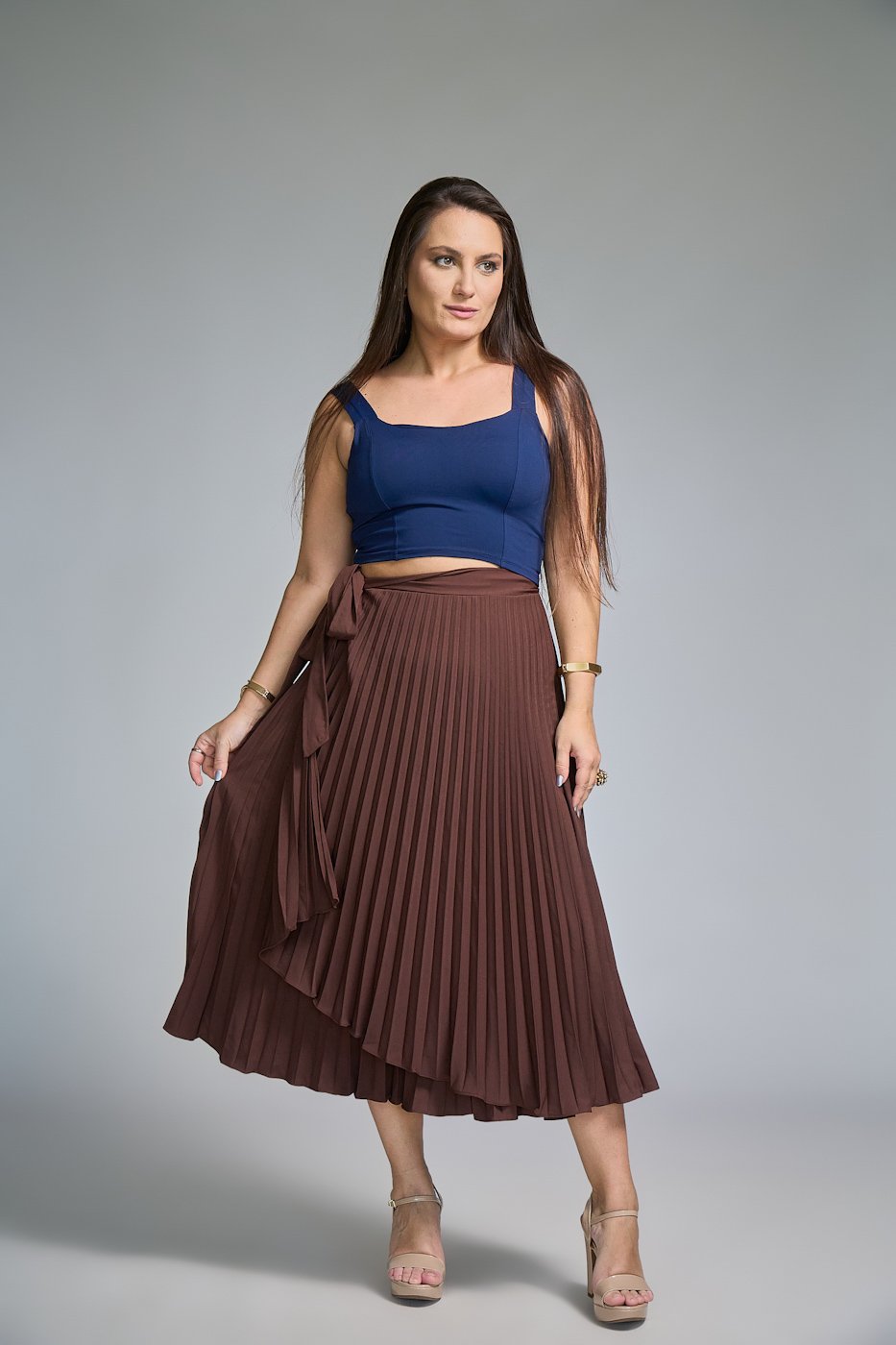 39 saia feminina plissada envelope midi madu