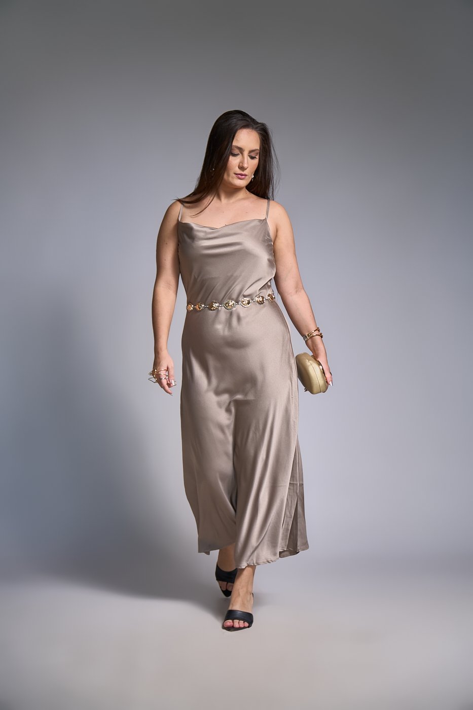 40 vestido slip dress de cetim midi com alca e gola boba alice