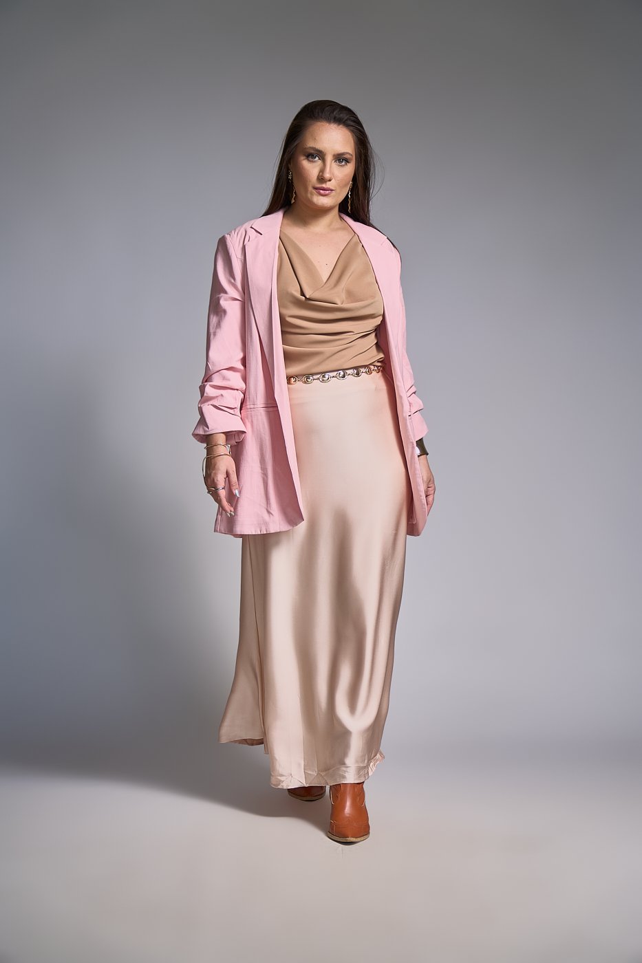 27 saia feminina midi cetim elastico no cos marina