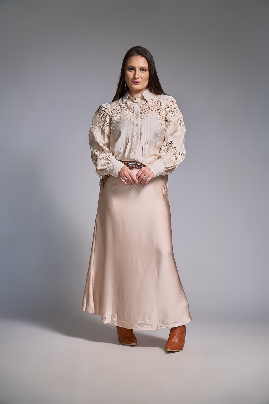 29 saia feminina midi cetim elastico no cos marina