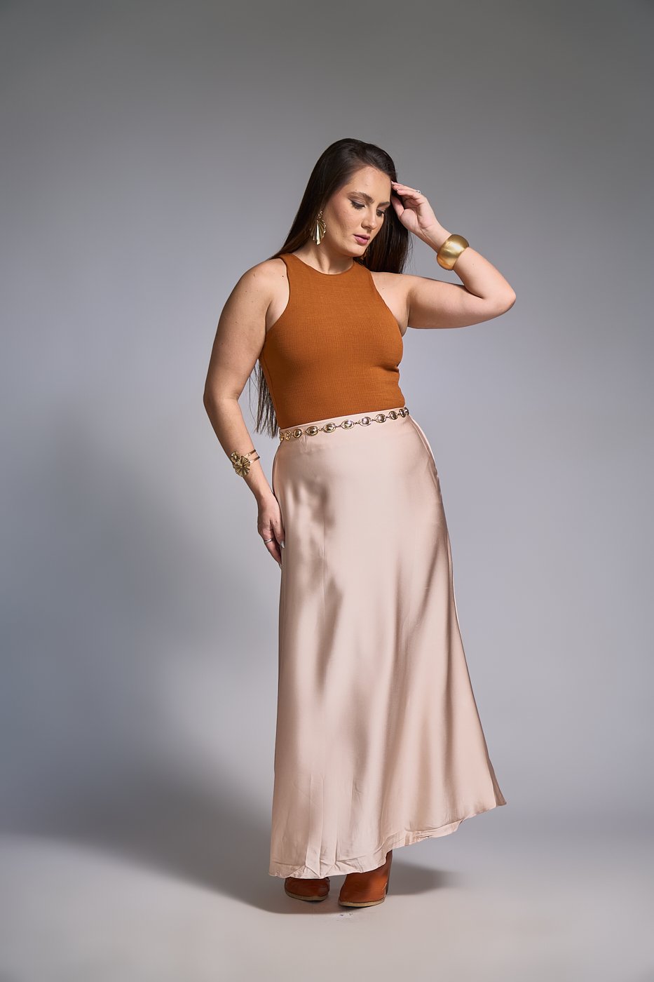 32 saia feminina midi cetim elastico no cos marina