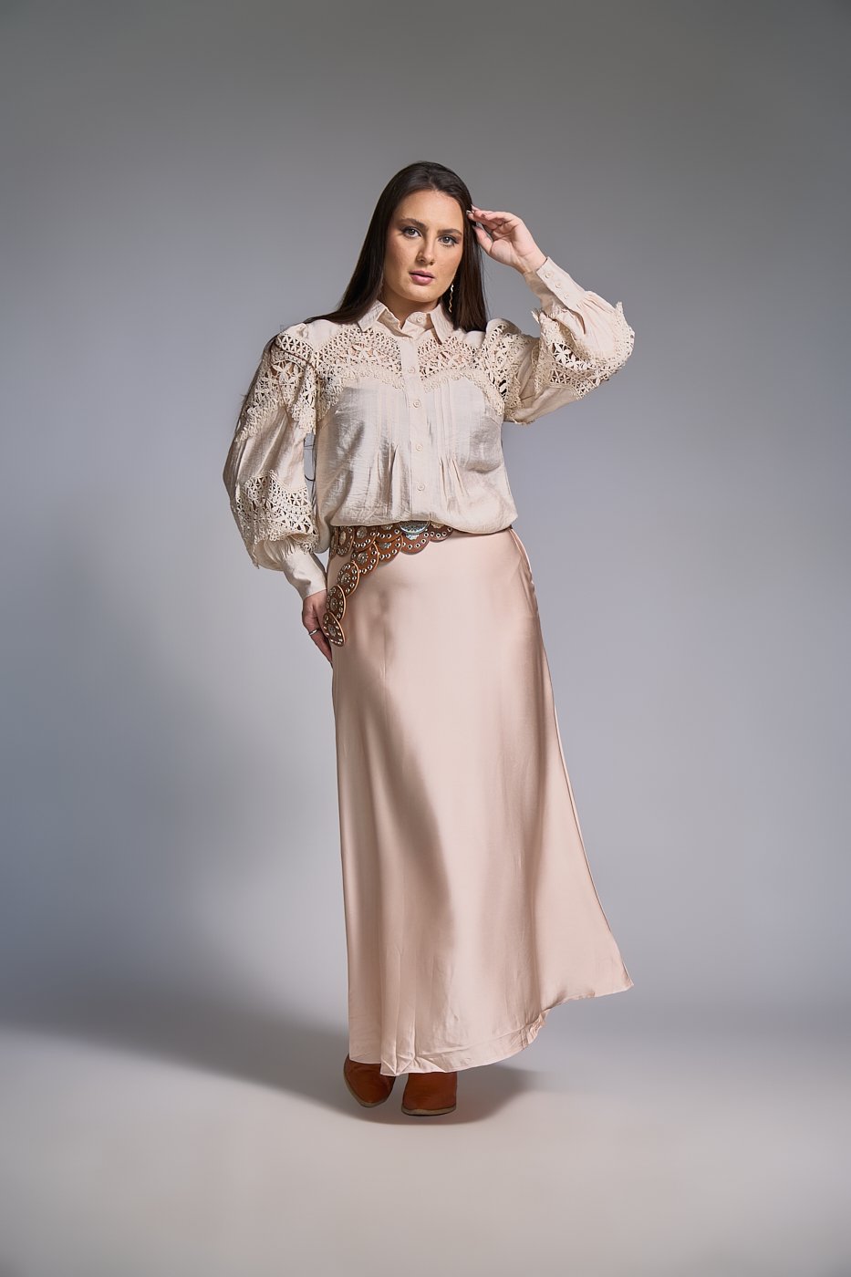 37 saia feminina midi cetim elastico no cos marina