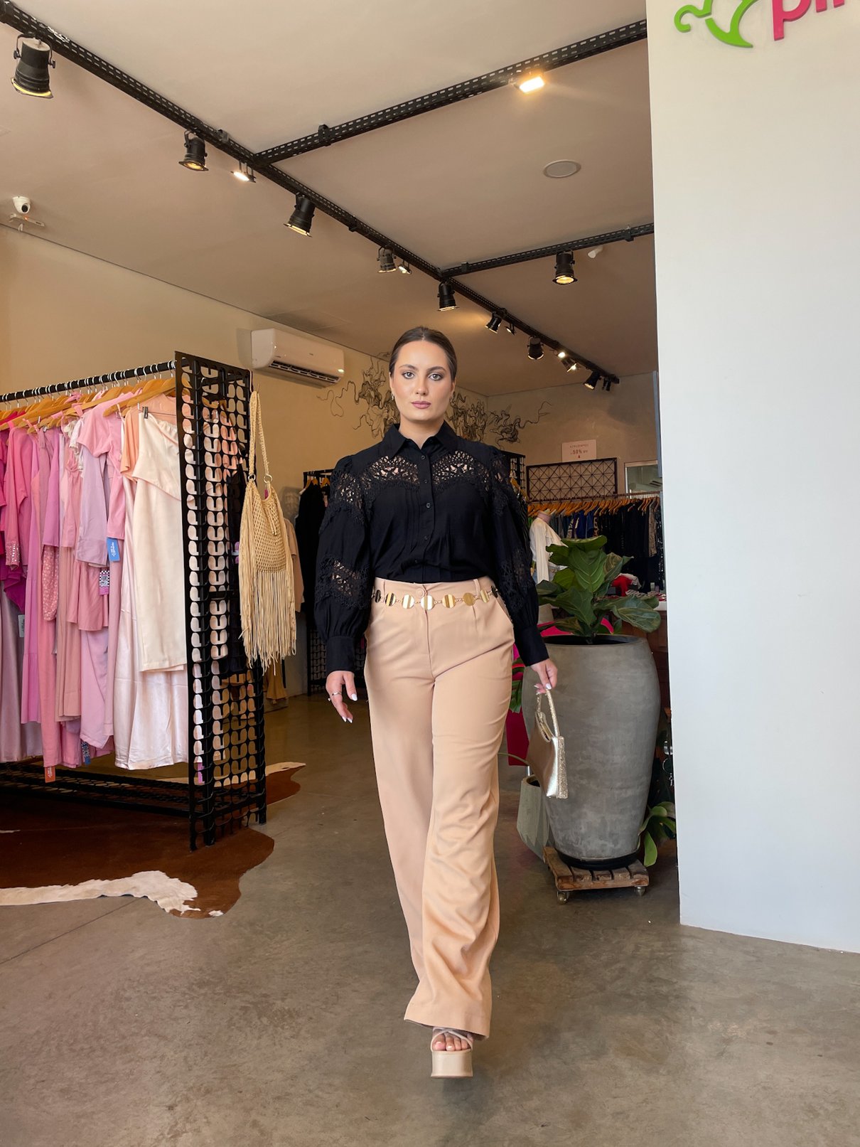 11 camisa manga longa com gripier no peito e manga layla