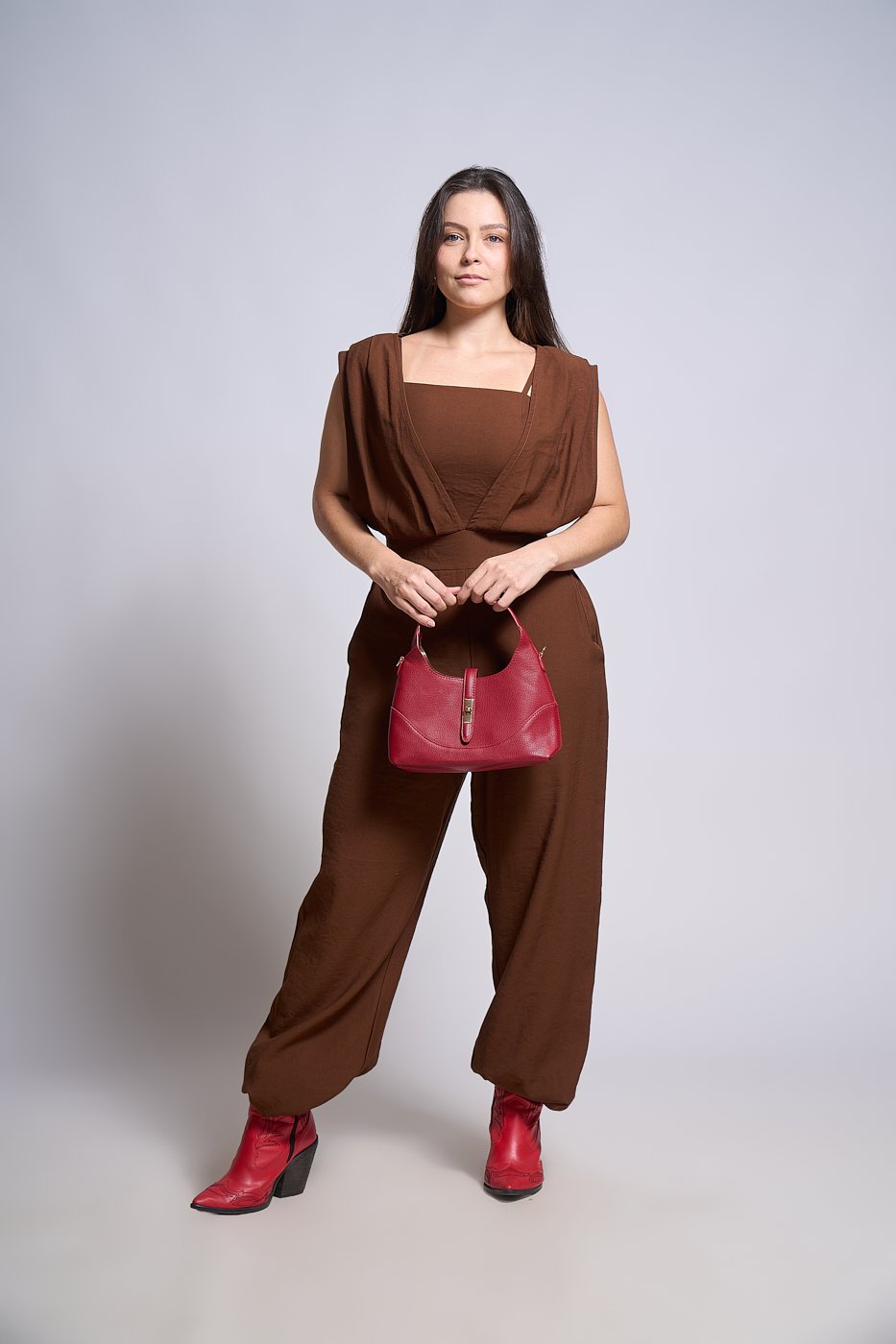 04 conjunto top com alca e macacao pantalona com lastex na cintura erica