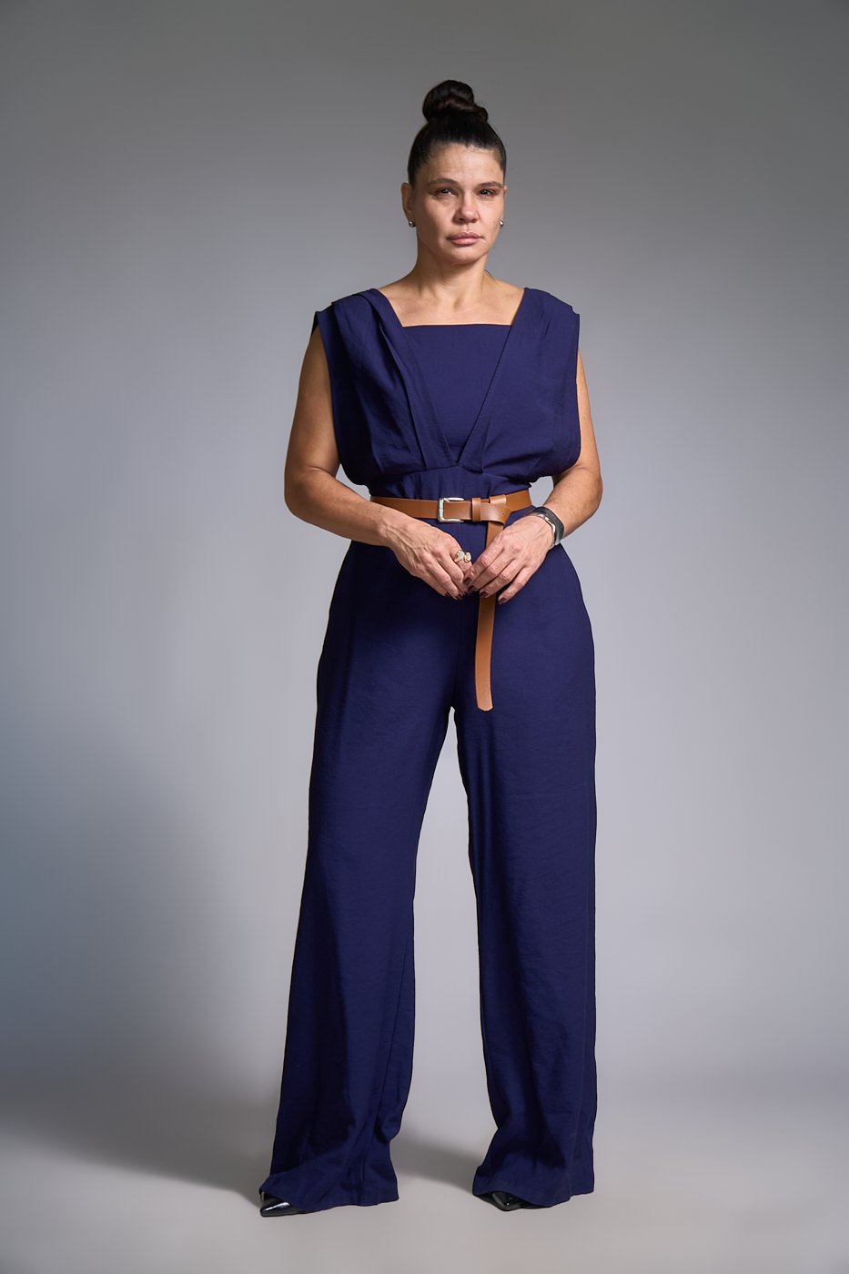 09 conjunto top com alca e macacao pantalona com lastex na cintura erica