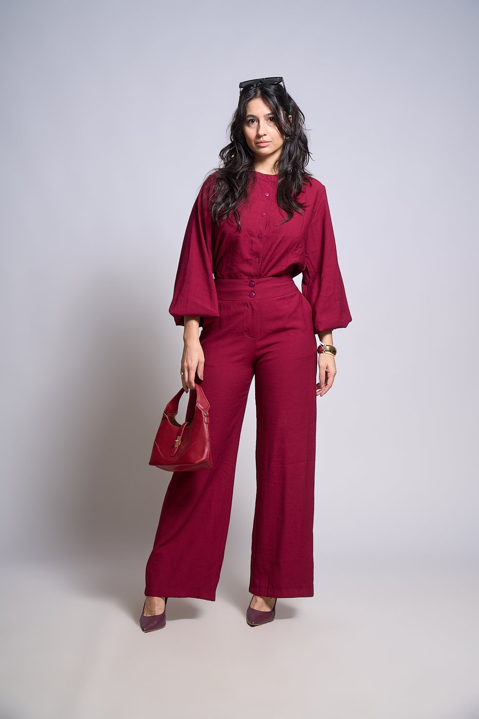 02 conjunto de calca pantalona com cos largo e blusa manga longa jordana