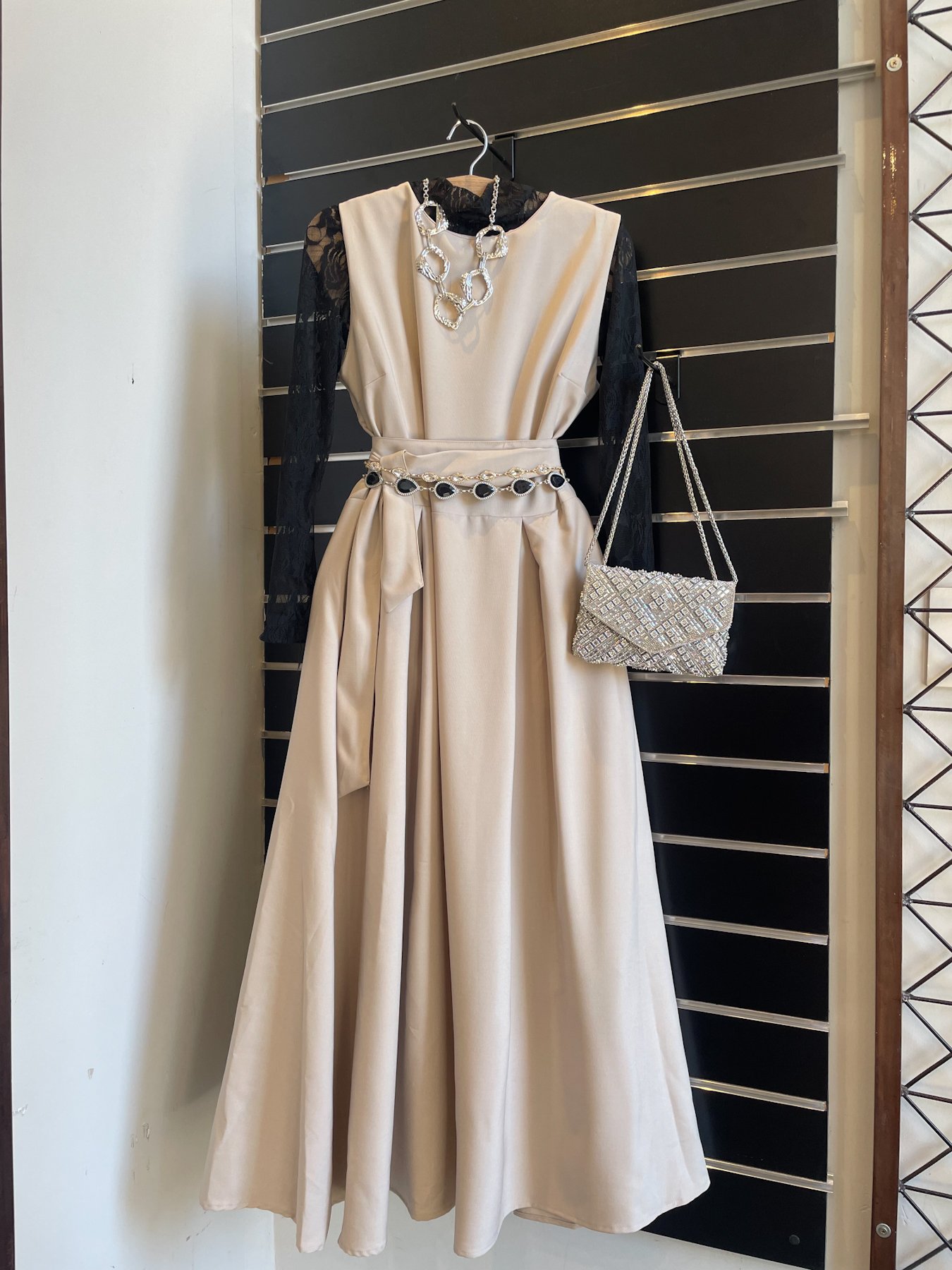 princess polly baby blue dress Champagne & Blush Sparkle For All To See In This Cambridge Multicultural  Arts Center Wedding