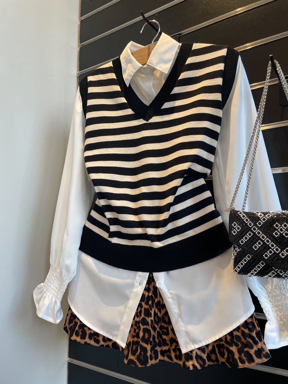 06 conjunto de camisa com colete de linha listrado isadora
