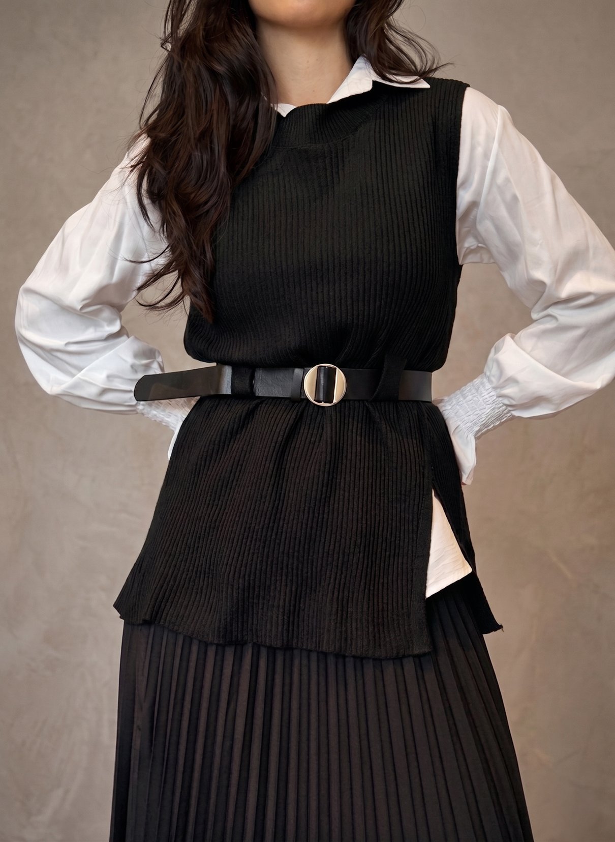 21 conjunto de camisa com cinto e colete alongado lana