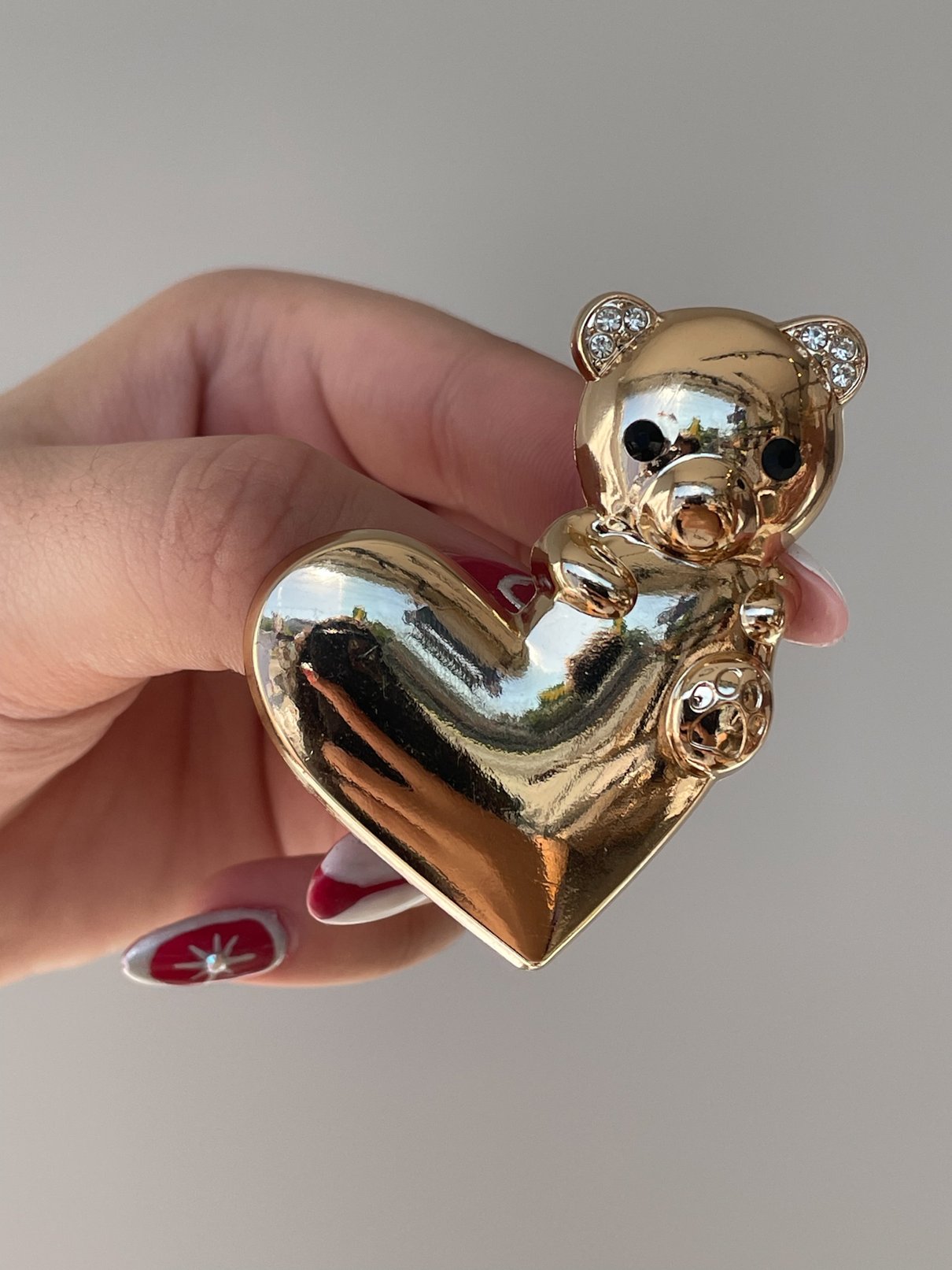 01 broche maxi ursinho carinhoso dourado