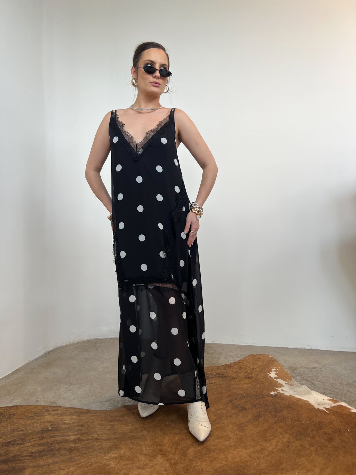 20 vestido de poa com babado na barra e forro alicia